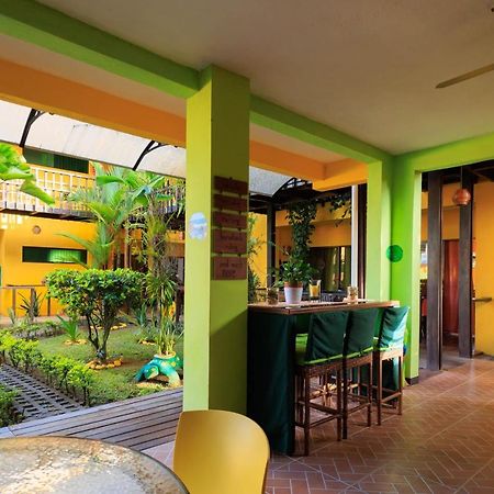 Hotel Boutique La Casa De Las Flores Cahuita Exteriör bild